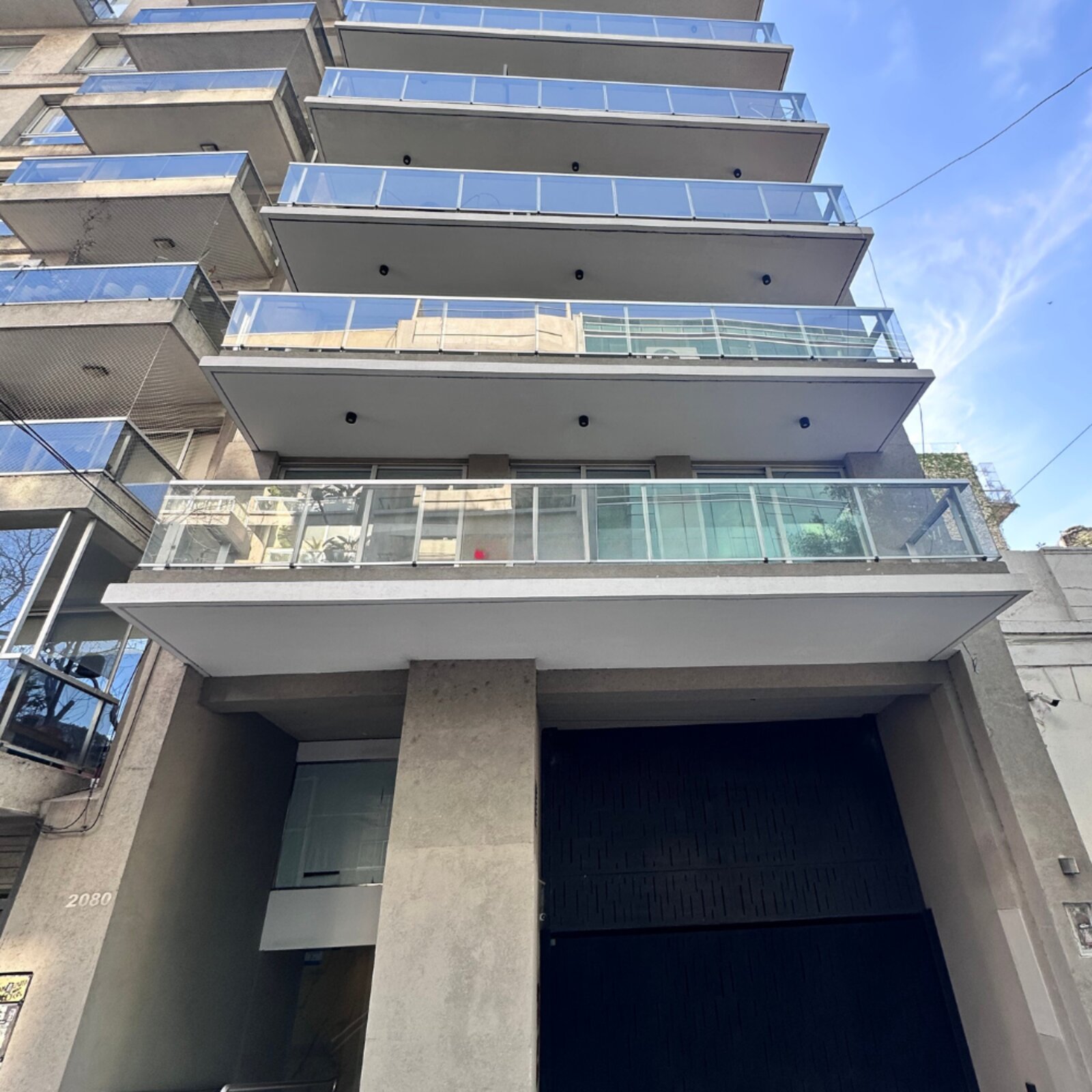 Fachada del edificio a estrenar sobre la Avenida Dorrego
